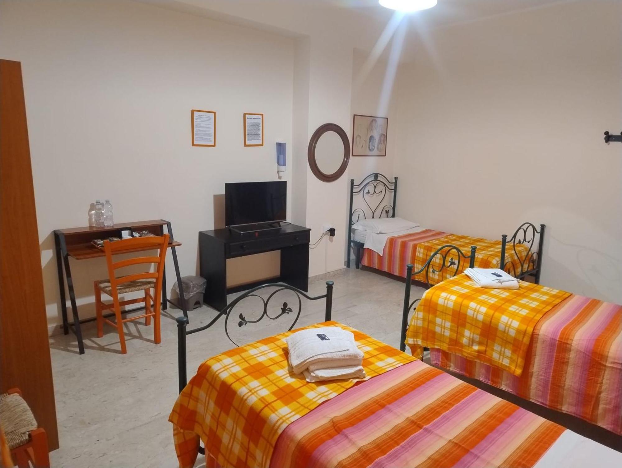L'Attico Affittacamere B&B Catanzaro Luaran gambar